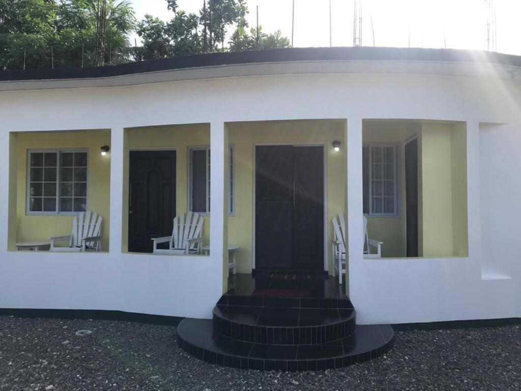 Centrally Located Room - 5 Port Antonio Eksteriør bilde